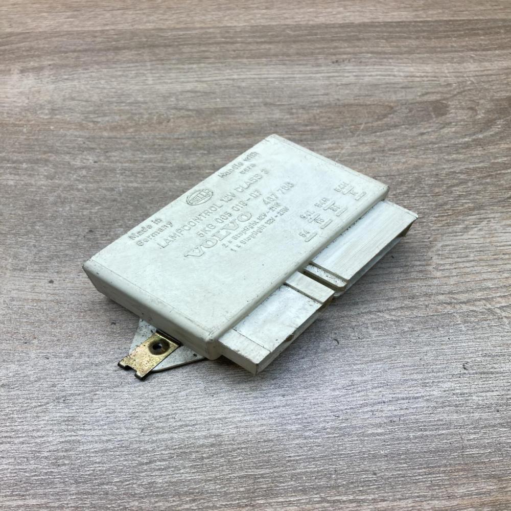 467766 5KG005019  Light relay Volvo 440