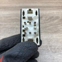 1378862   Sunroof switch BMW 5 E34