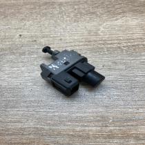 1S7T 13480 AA   Brake pedal sensor switch Ford Mondeo Mk III