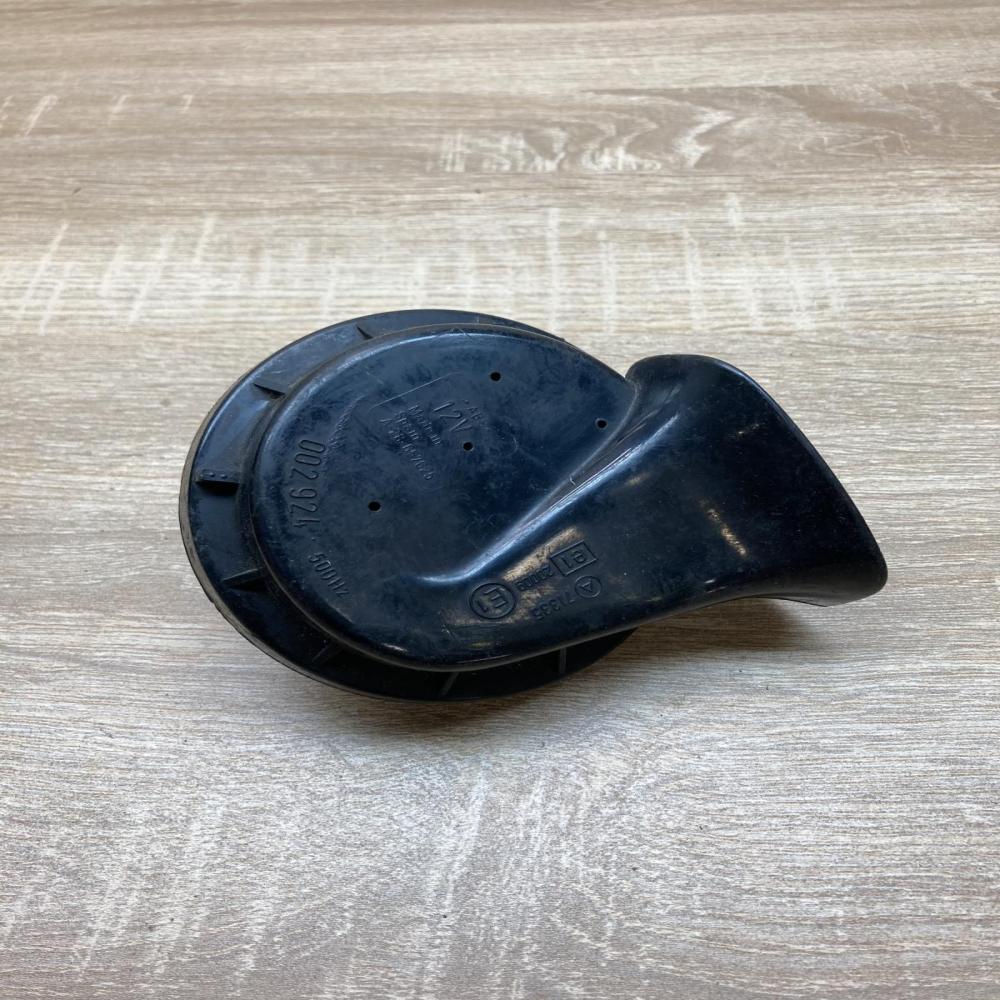 002924 71335  Horn signal Skoda Superb B5 (3U)