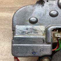 357877795 0130821812  Sunroof motor/actuator Volkswagen PASSAT B4