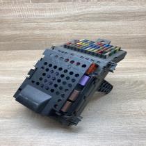 7703297506 7700821586  Fuse module Renault Laguna I