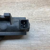 1H0906627   Turbo solenoid valve Volkswagen PASSAT B5