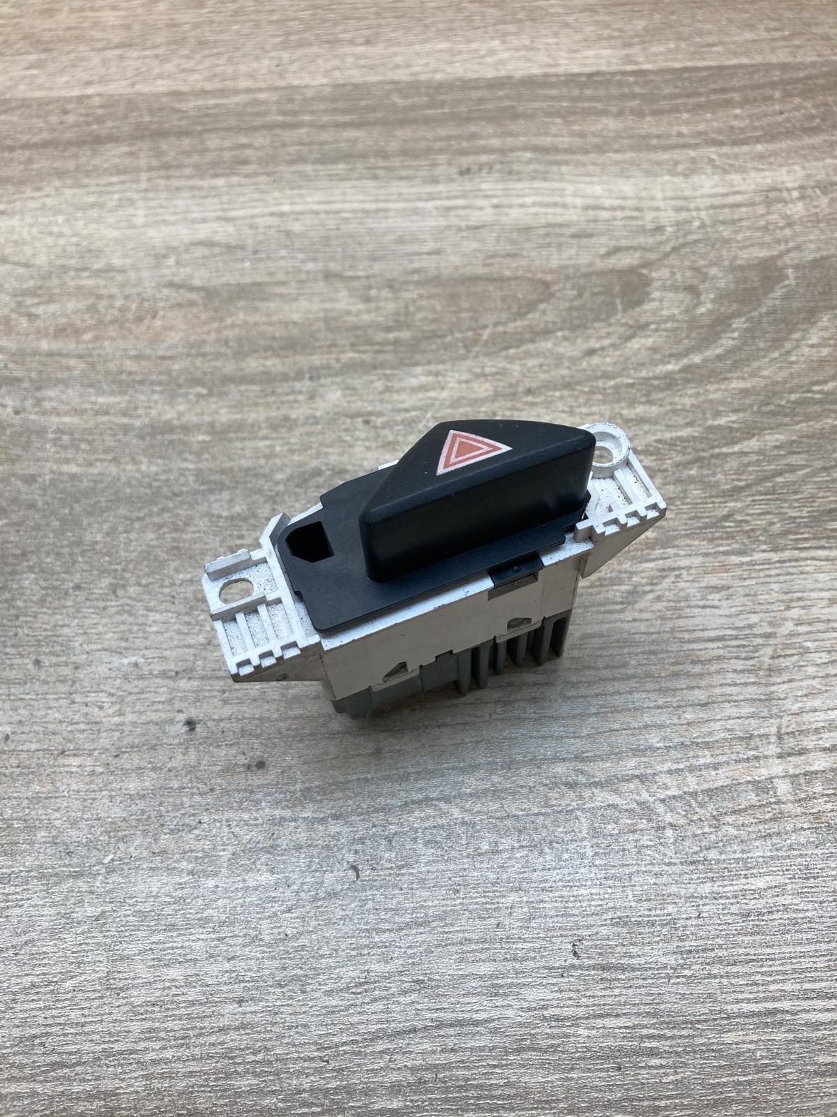 98AG 13A350 AE 98AG13A350AE  Hazard light switch Ford Focus