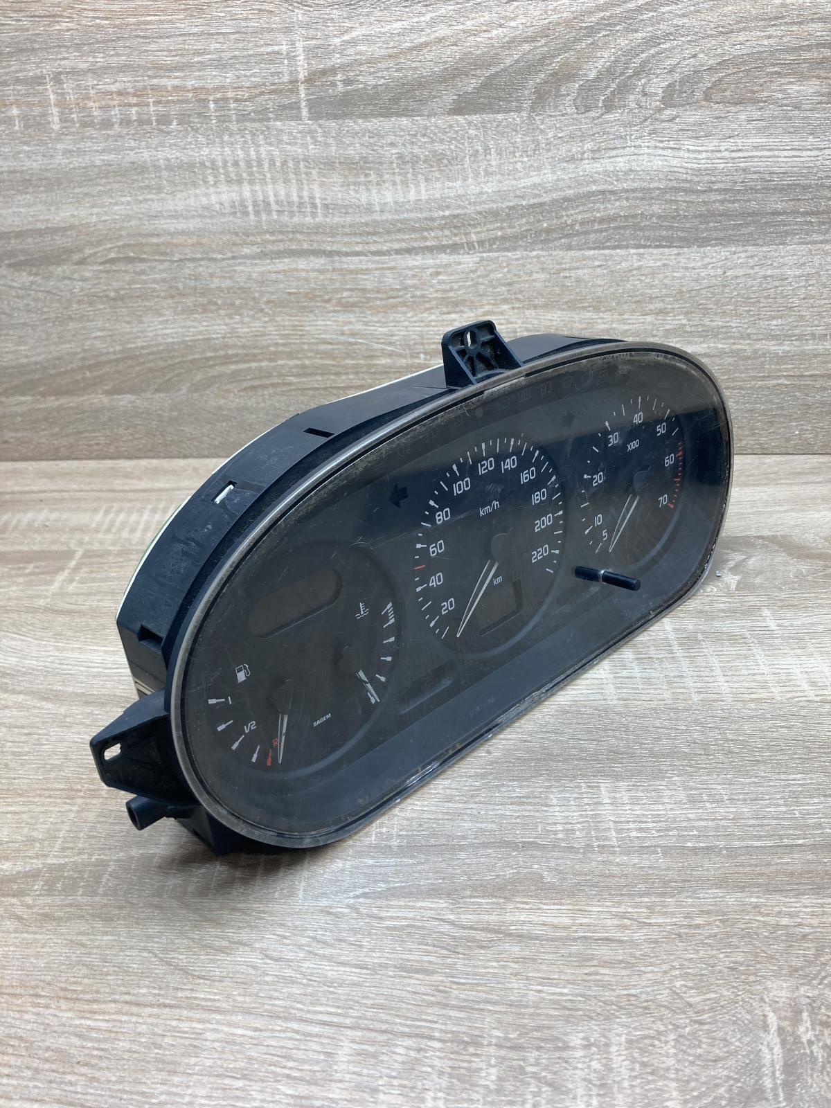 21578161 1G1D230K3  Speedometer (instrument cluster) Renault Scenic I