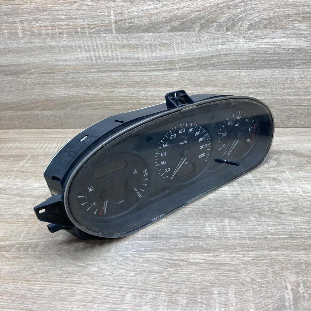 21578161 1G1D230K3  Speedometer (instrument cluster) Renault Scenic I