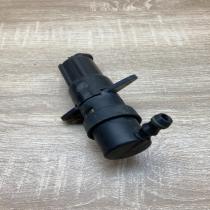 7001949 090105  Headlight washer spray nozzle BMW 7 E65 E66