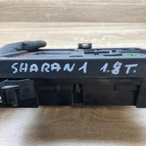 7MO962258F S108145300E  Fuse module Volkswagen Sharan