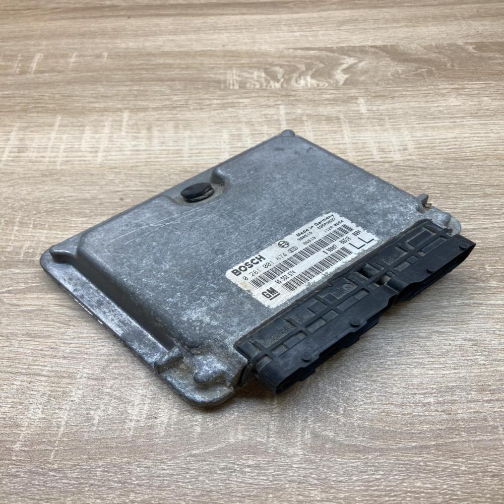 90562574 0281001674  Engine control unit/module ECU Opel Astra G