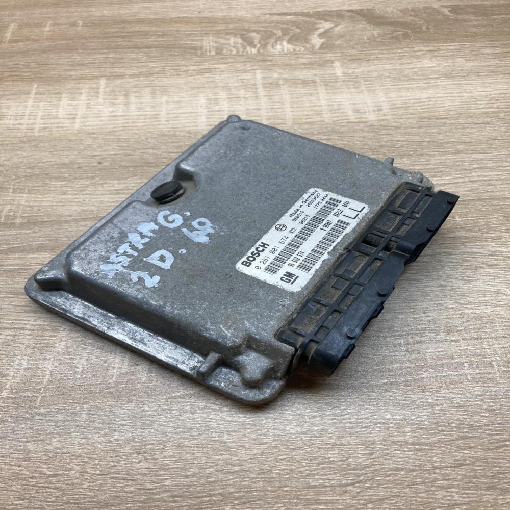 90562574 0281001674  Engine control unit/module ECU Opel Astra G
