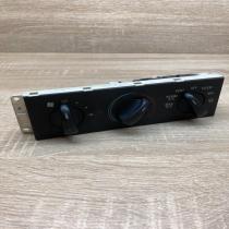 F2DH 19C733 AB 04000500  Climate control unit Ford Taurus