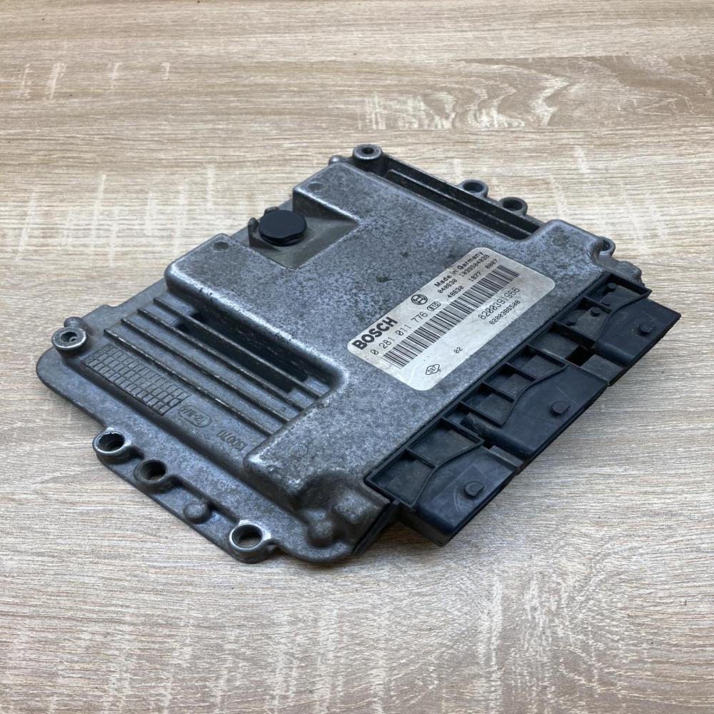 8200391966 0281011776  Engine control unit/module ECU Renault Scenic II -  Grand