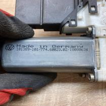 1J4959811C 101429  Rear door window regulator motor Volkswagen Golf IV