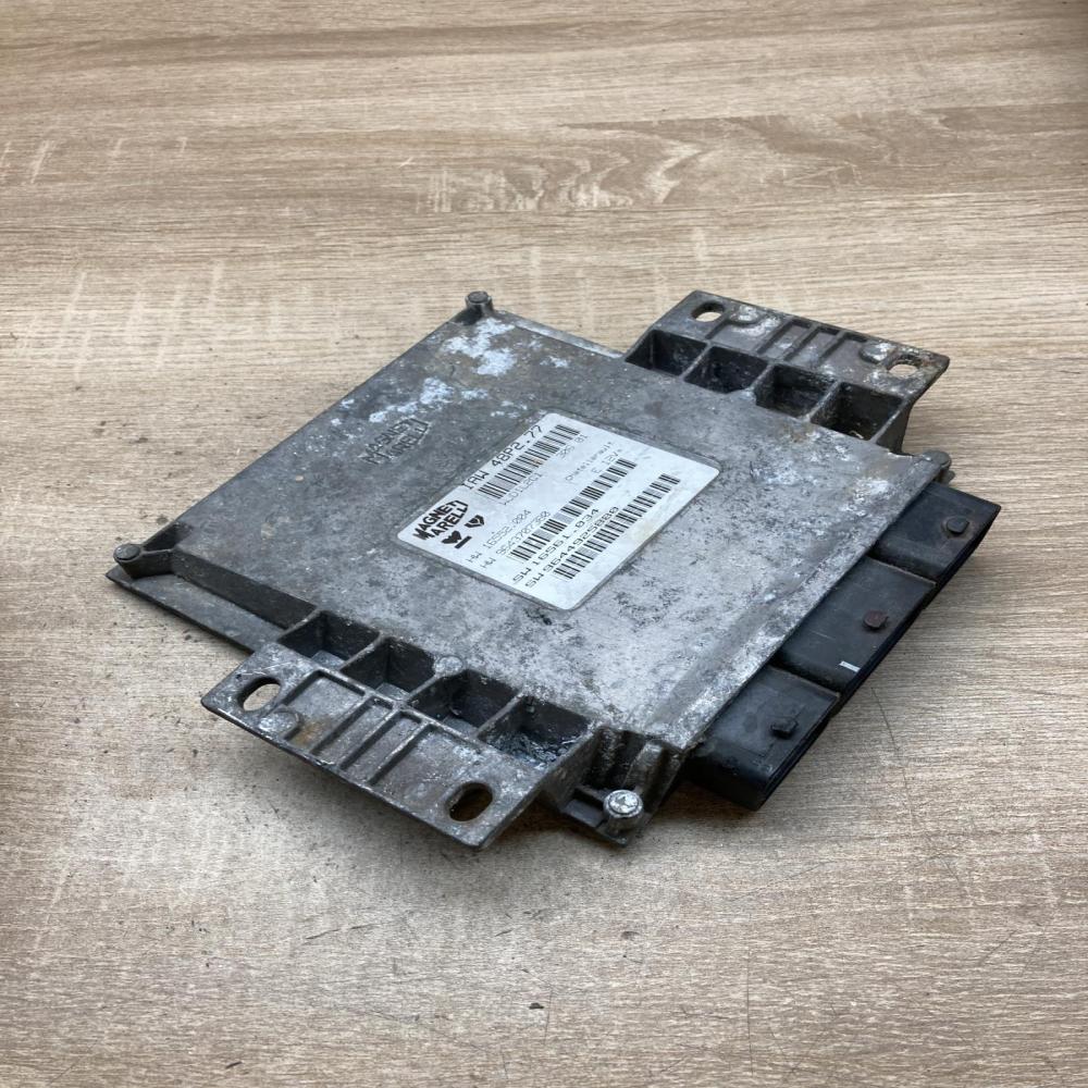 9643707380 9644925880  Engine control unit/module ECU Peugeot 206
