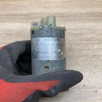 2208202542 0130002498  Seat adjustment motor Mercedes-Benz S W220