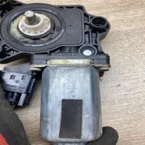 0536004902 0015409181 1 967332 1 Rear door window regulator motor Mercedes-Benz