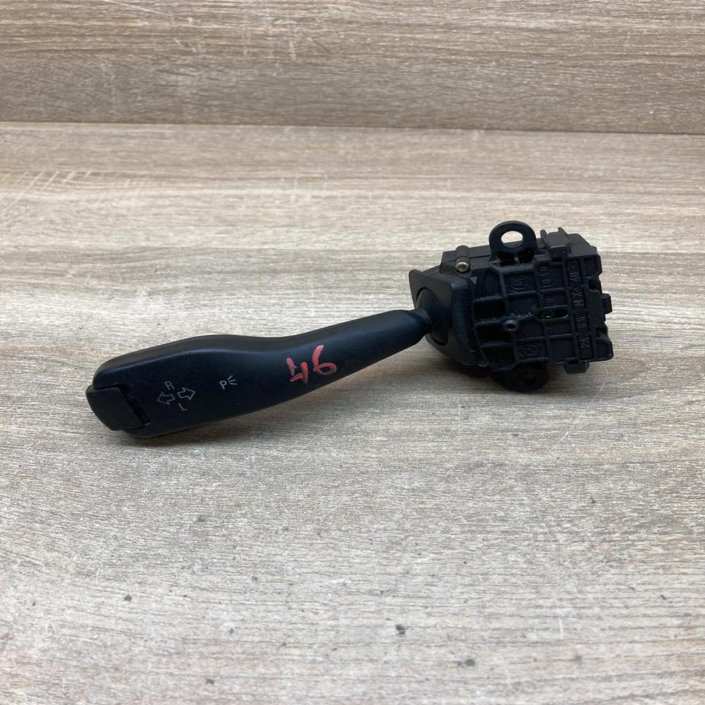 8363668 01104010  Indicator stalk BMW 3 E46