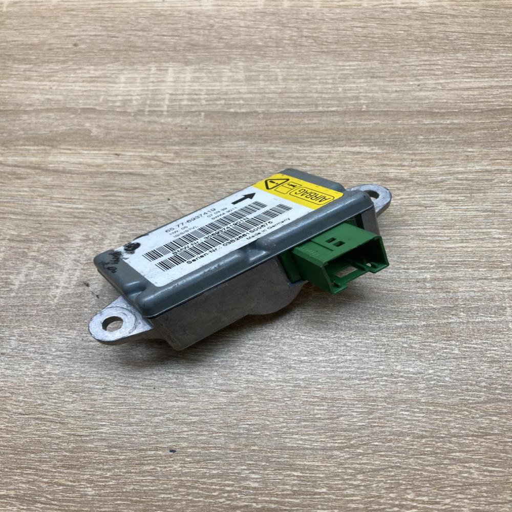 6937419 070339  Airbag control unit/module BMW 7 E65 E66