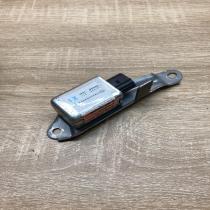 187900 1811 98236XA00A  Airbag deployment crash/impact sensor Subaru Tribeca
