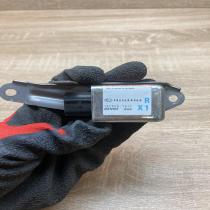 187900 1811 98236XA00A  Airbag deployment crash/impact sensor Subaru Tribeca