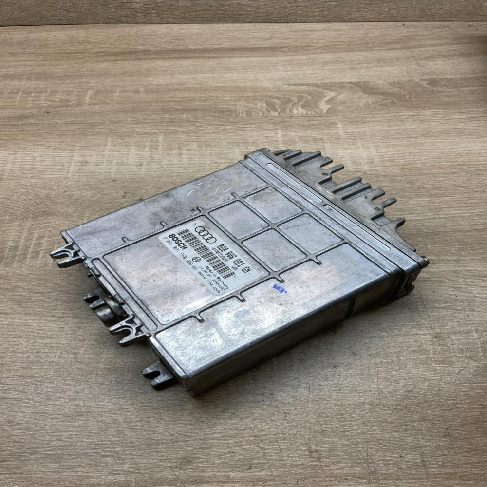 028906021GN 0281001660  Engine control unit/module ECU Audi A4 S4 B5 8D
