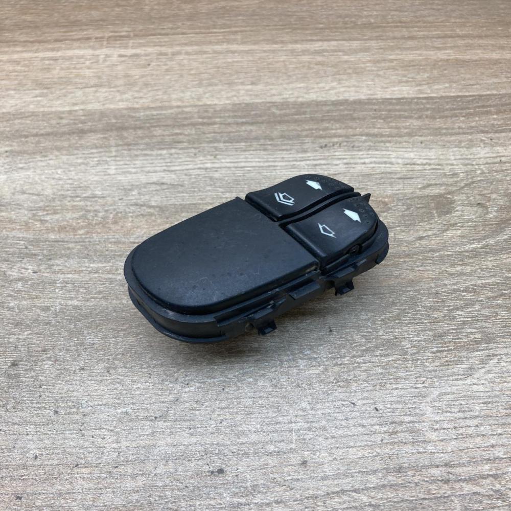 YS4T 14529 AB YS4T14529AB  Electric window control switch Ford Focus