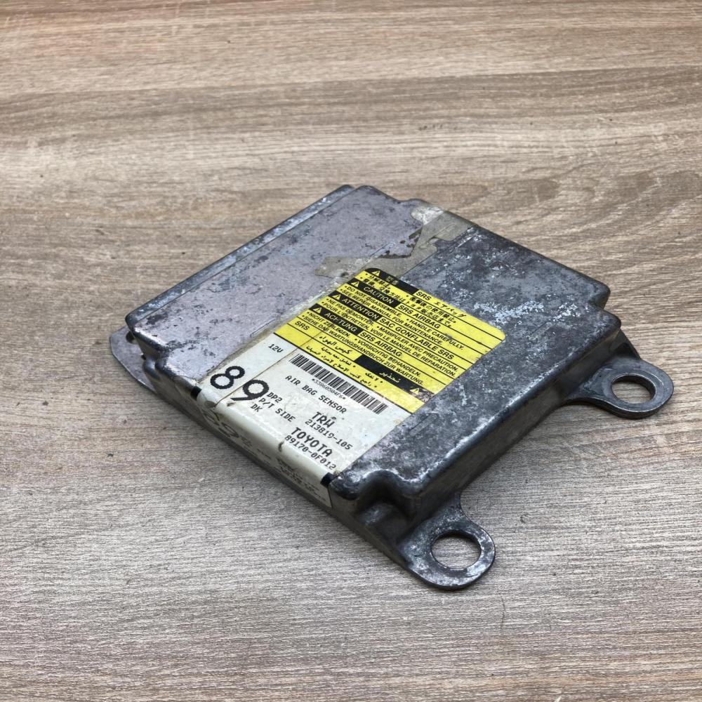 89170 0F012 213819 105  Airbag control unit/module Toyota Corolla Verso AR10