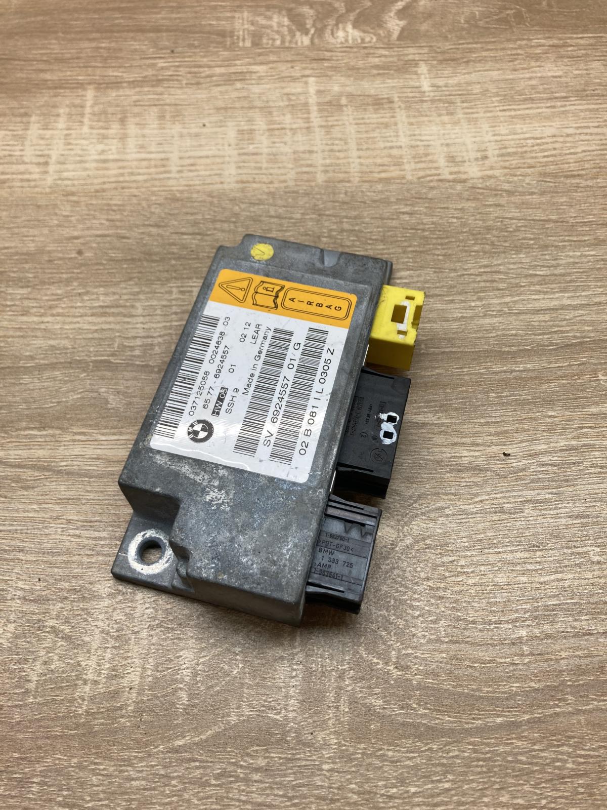 6924557 0024638  Airbag control unit/module BMW 7 E65 E66